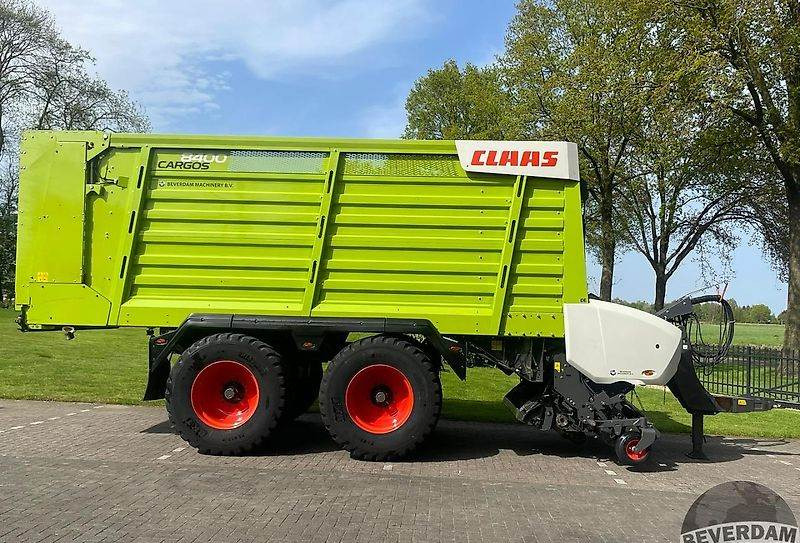 Self-loading wagon CLAAS Cargos 8400: picture 6