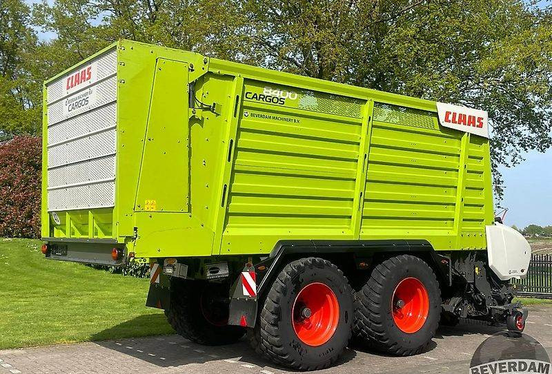 Self-loading wagon CLAAS Cargos 8400: picture 4