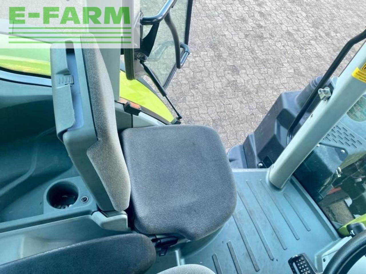 Farm tractor CLAAS arion 510 mit gps ready + fkh + fzw: picture 14
