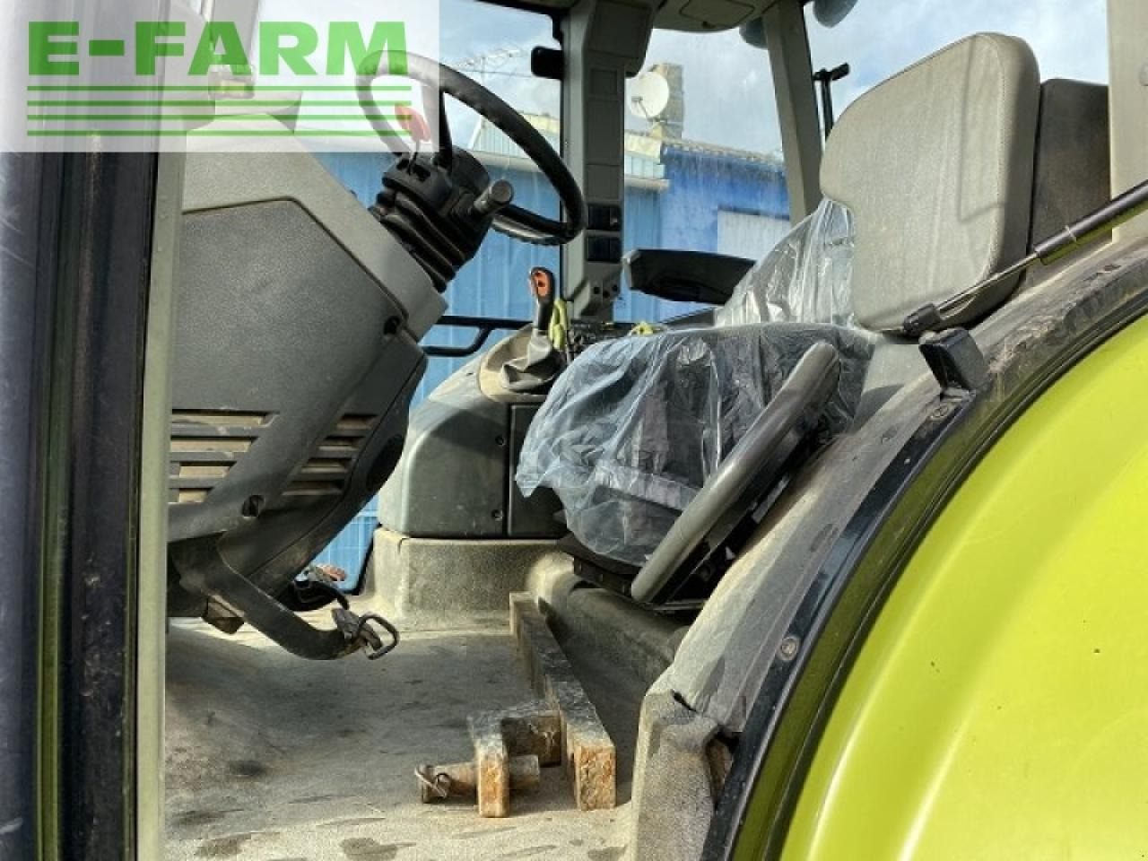 Farm tractor CLAAS arion 620: picture 10