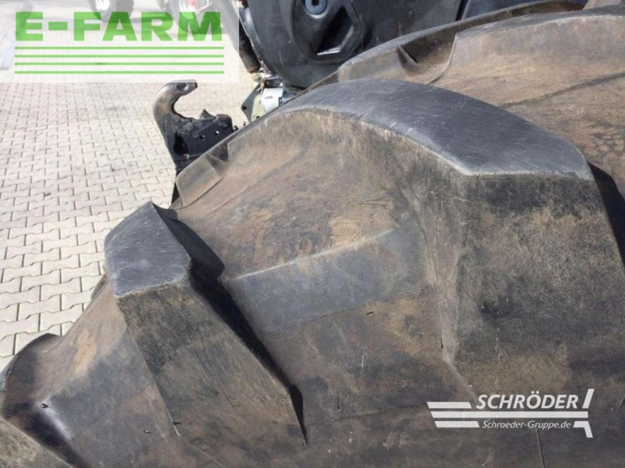 Farm tractor Case-IH optum 300 cvx: picture 9
