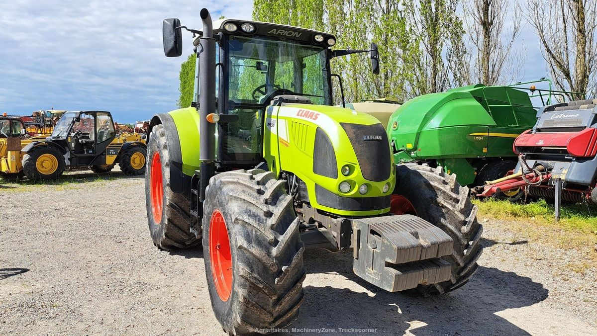 Farm tractor Claas ARION 640: picture 3