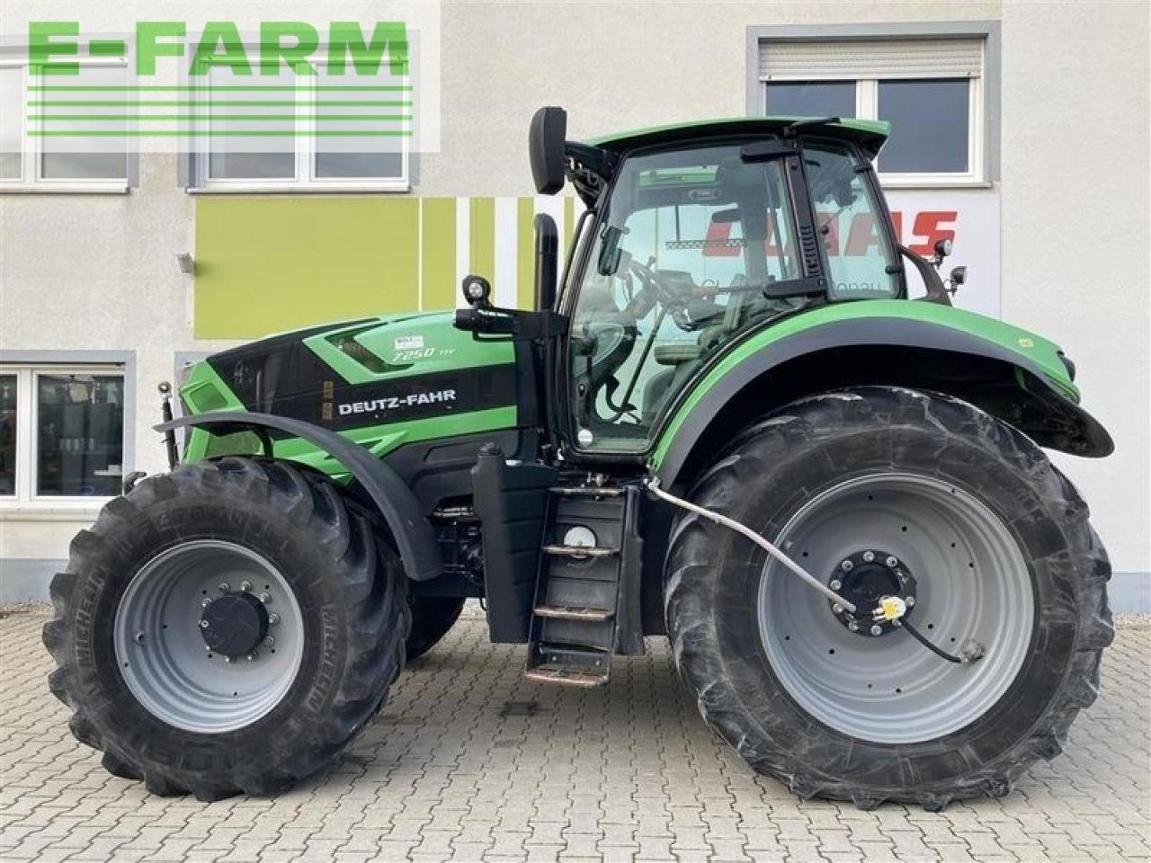 Farm tractor Deutz-Fahr agrotron 7250 ttv: picture 12