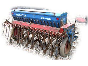  Drille Sähmaschine Saatgut Nordsten + Drille 3m - Agricultural machinery