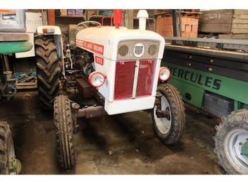 David Brown 990 - Farm tractor