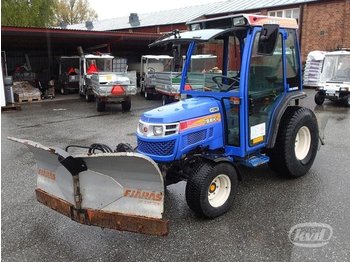 Iseki TH4330FH/TH4 Kompakttraktor med vikplog och sandspridare  - Farm tractor