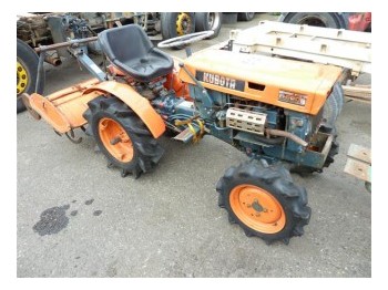 Kubota B6000 - Farm tractor