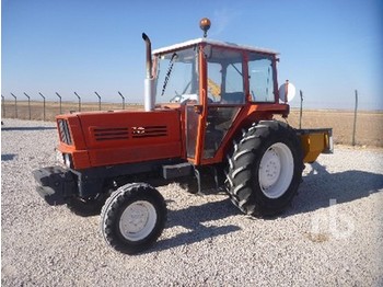 Kubota M6950 - Farm tractor
