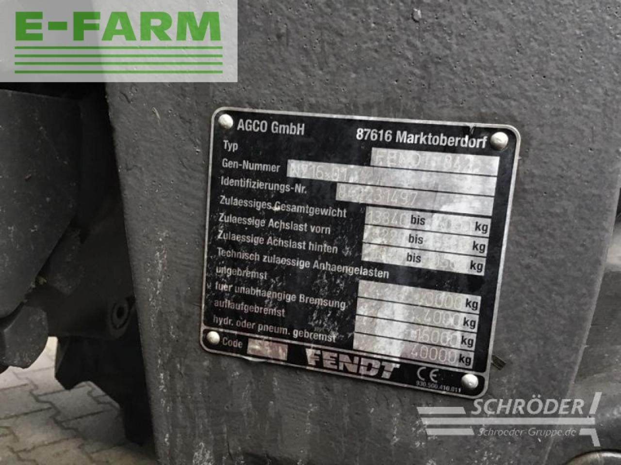 Farm tractor Fendt 828 vario s4 profi: picture 9