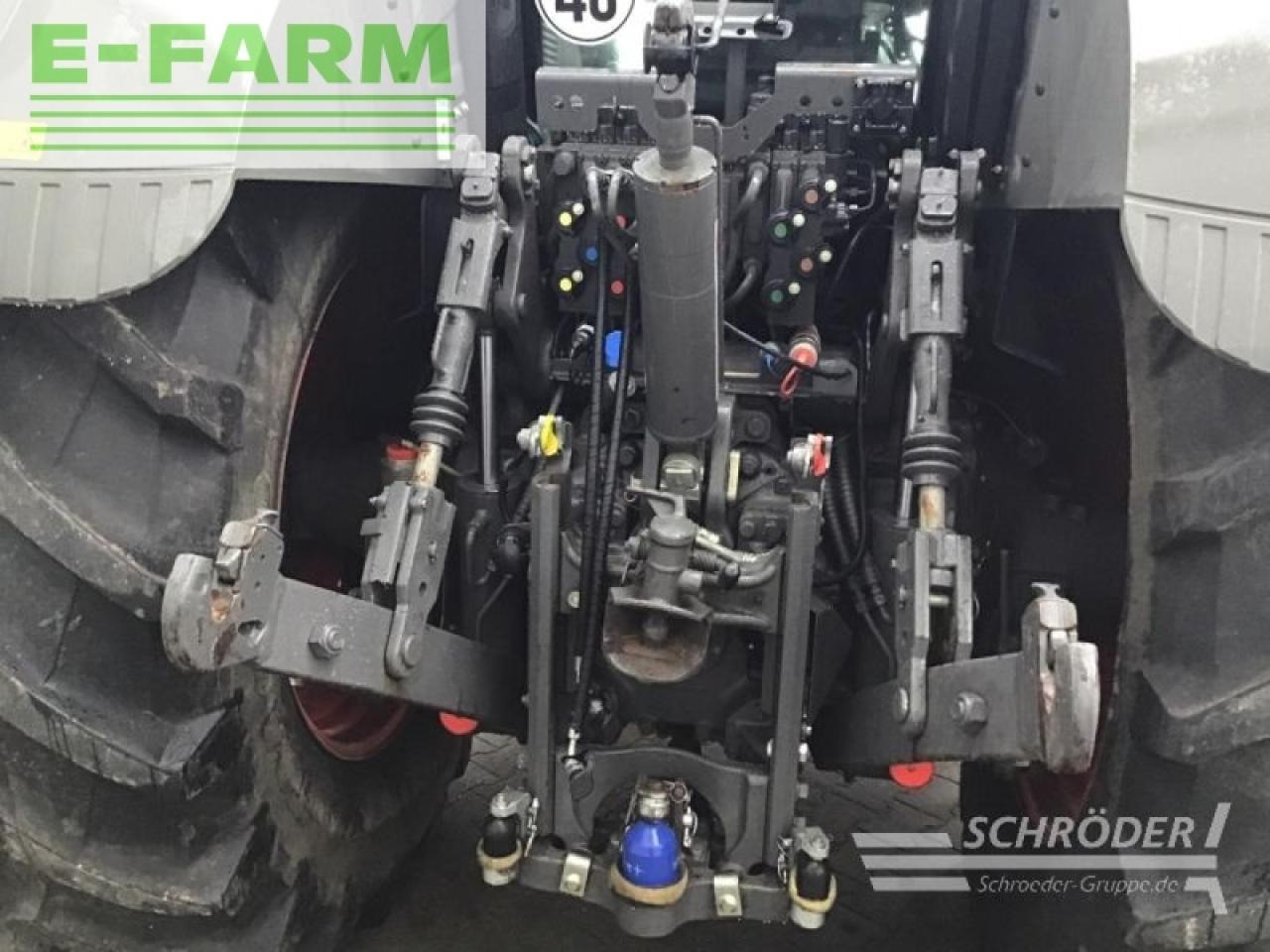 Farm tractor Fendt 828 vario s4 profi: picture 7