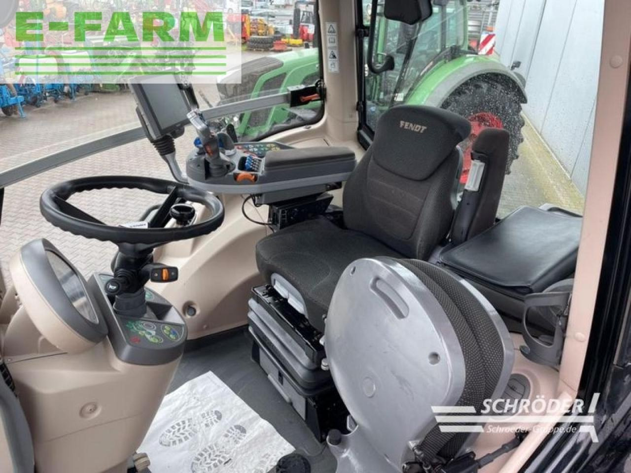 Farm tractor Fendt 930 vario s4 profi plus: picture 6