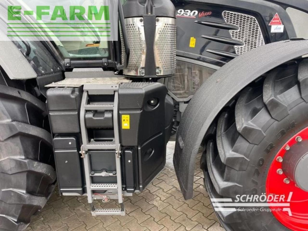 Farm tractor Fendt 930 vario s4 profi plus: picture 16
