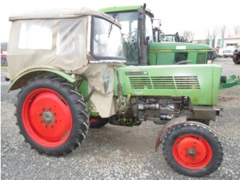 Farm tractor Fendt Farmer 2 DE: picture 1
