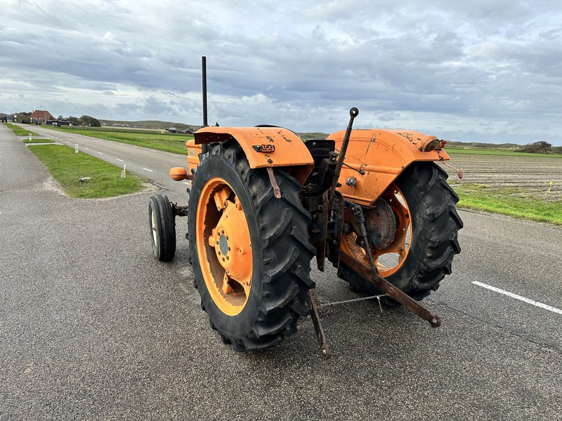 Farm tractor Fiat 640: picture 8