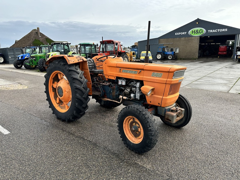 Farm tractor Fiat 640: picture 3