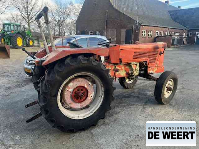 Farm tractor Hanomag perfect 401: picture 3