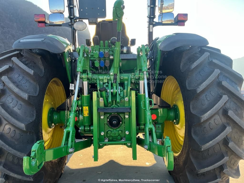 New Farm tractor John Deere 5100M: picture 7