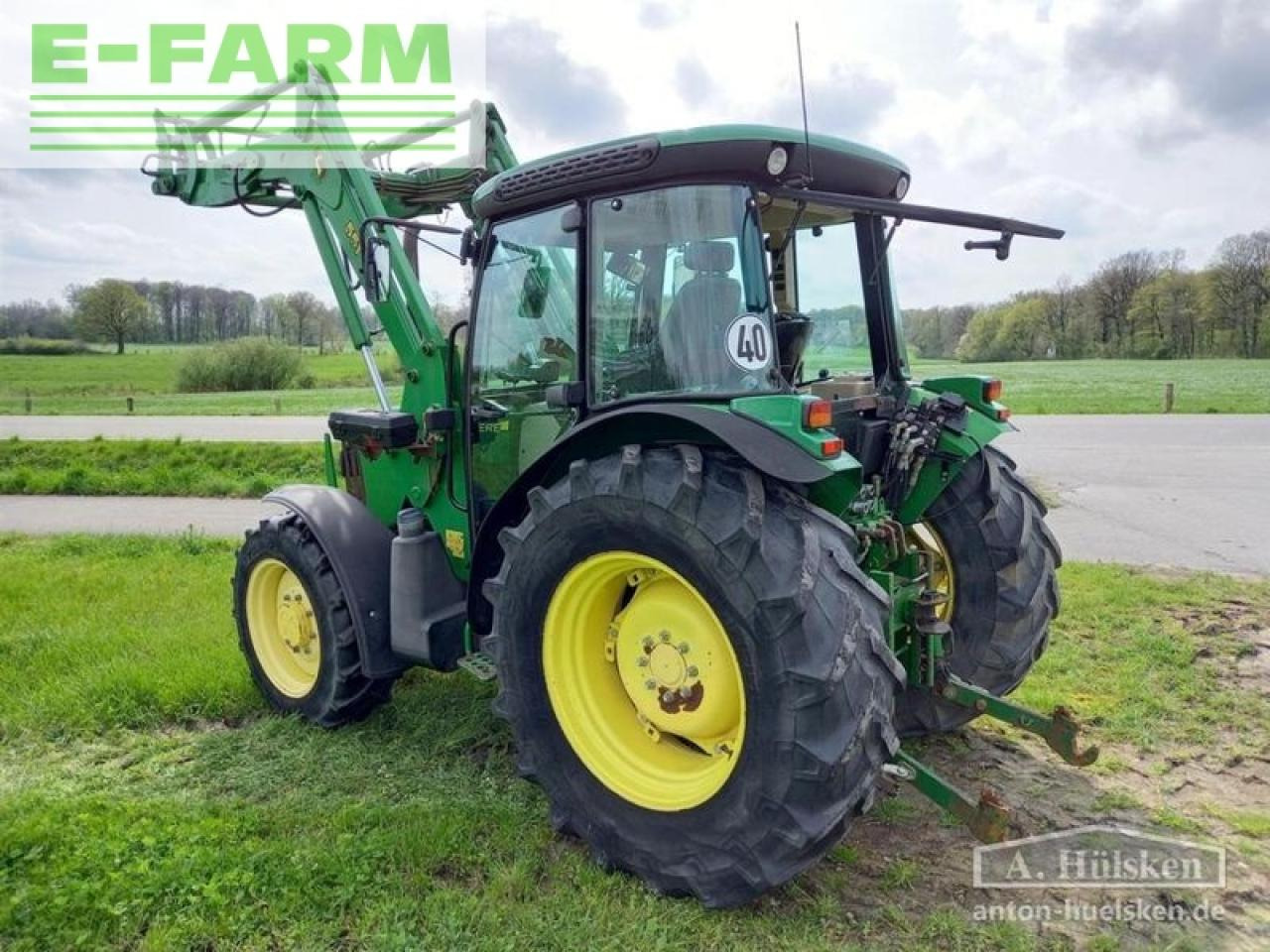 Farm tractor John Deere 5415 inkl. frontlader: picture 9