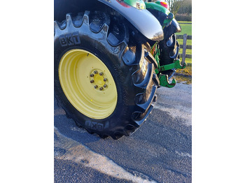 Farm tractor John Deere 6140 M: picture 2