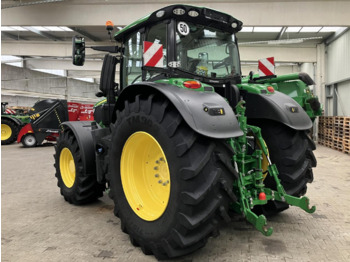 John Deere 6250R - Farm tractor: picture 4