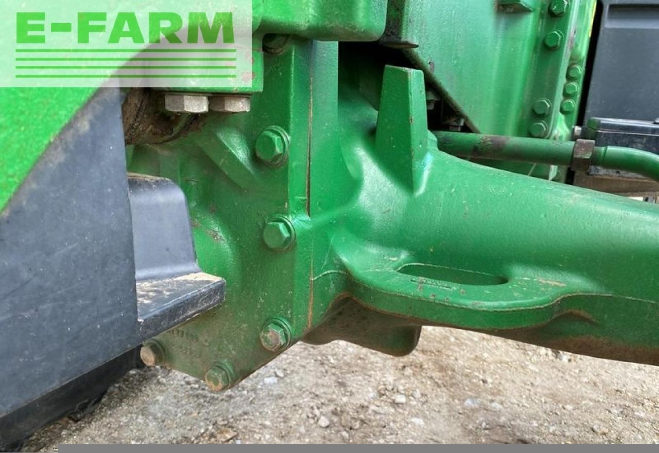 Farm tractor John Deere 8130: picture 16
