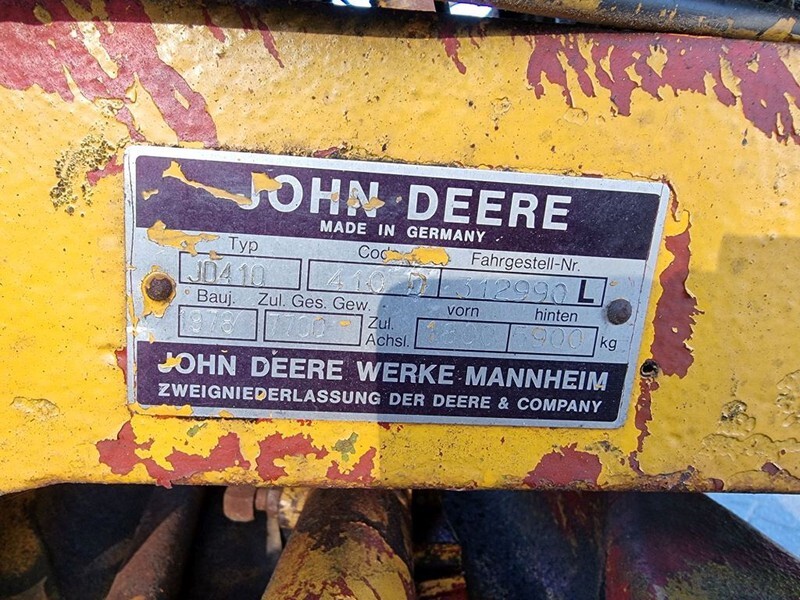 Farm tractor John Deere JD410: picture 19