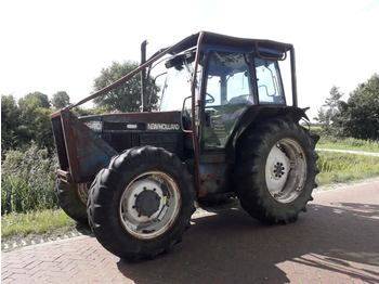 Farm tractor New Holland 6640 SLE: picture 1