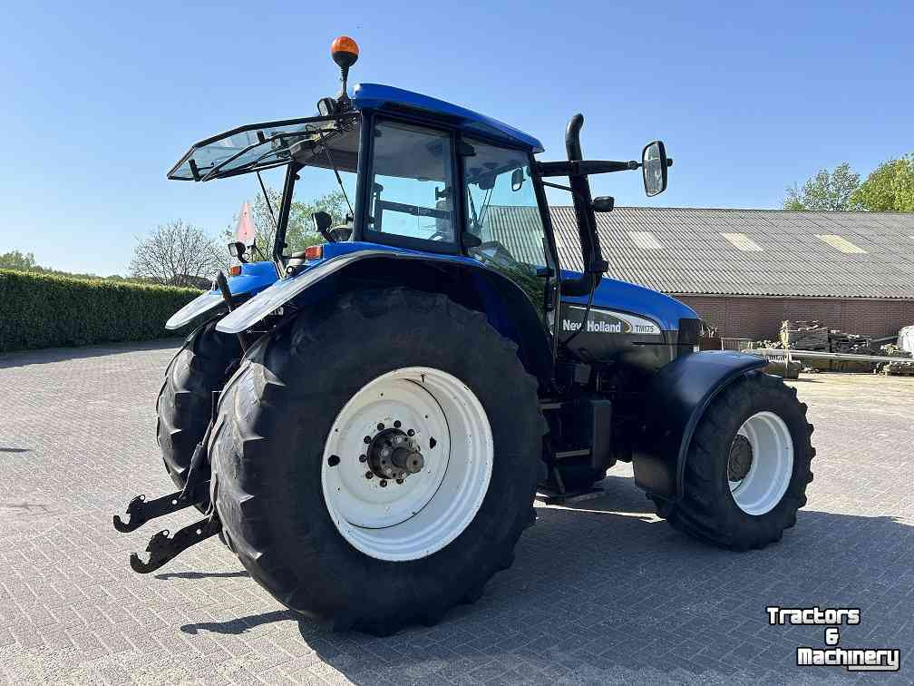 Farm tractor New Holland TM 175: picture 3