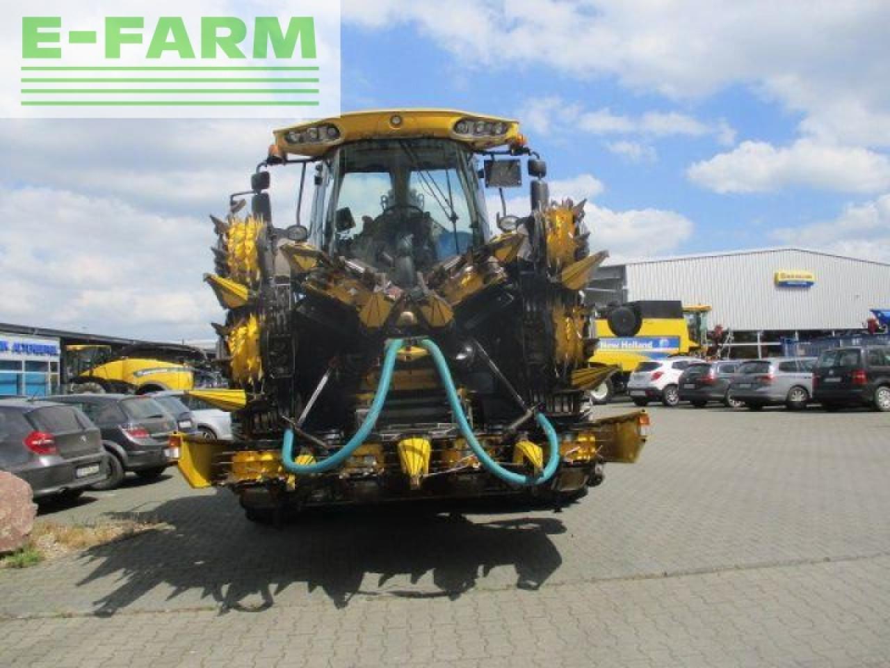Forage harvester New Holland fr 700: picture 3