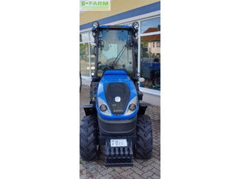 Farm tractor New Holland t4.110vcabstagev: picture 3