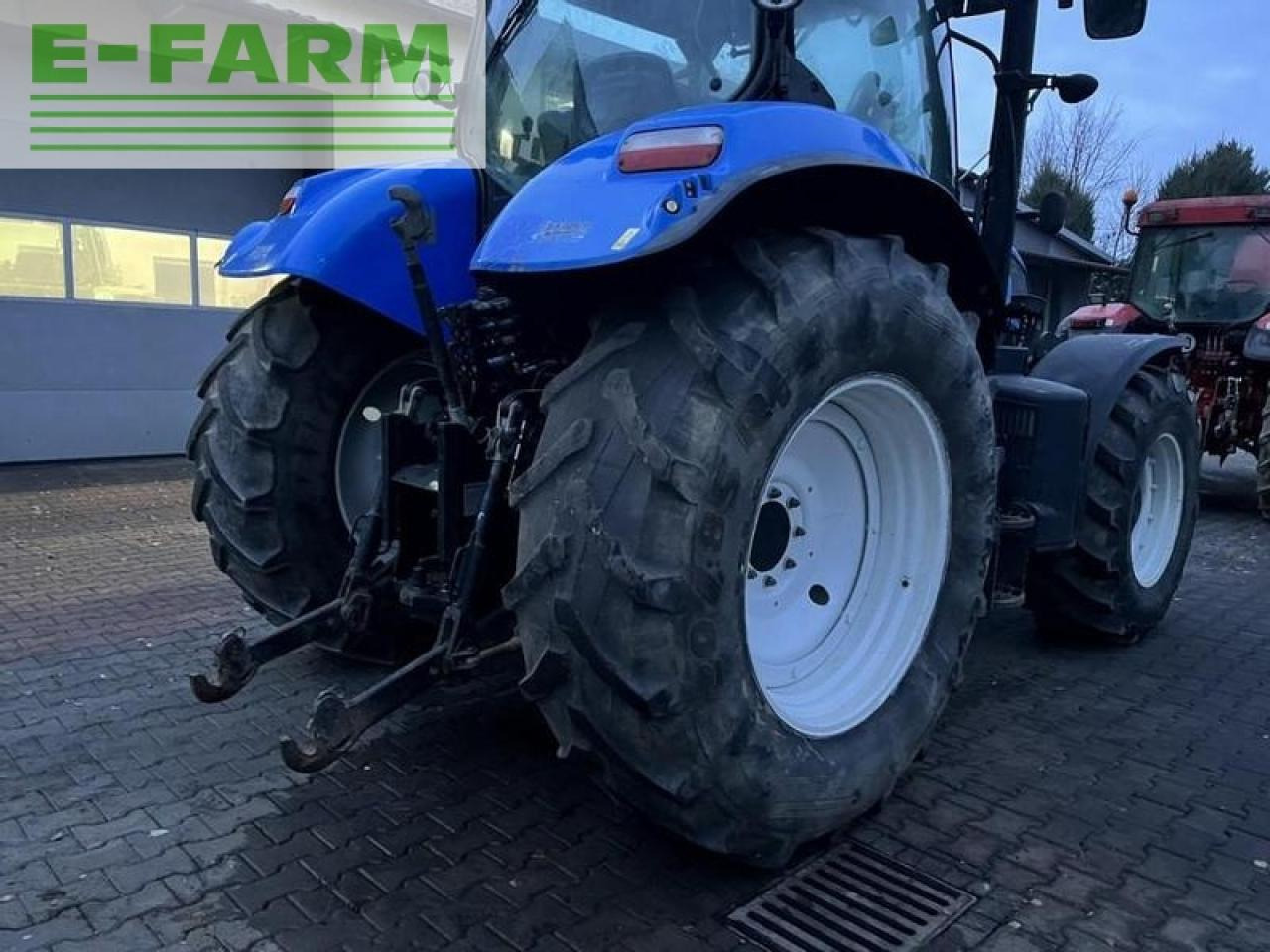 Farm tractor New Holland t7.185 power command: picture 4