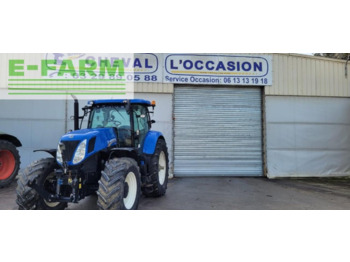 Farm tractor NEW HOLLAND T7.220