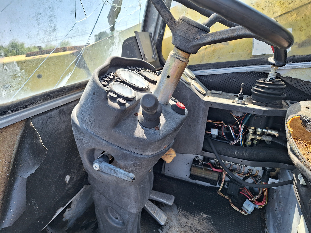 Forage mixer wagon Sgariboldi MAV 2210: picture 8
