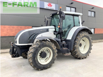 Farm tractor VALTRA T162