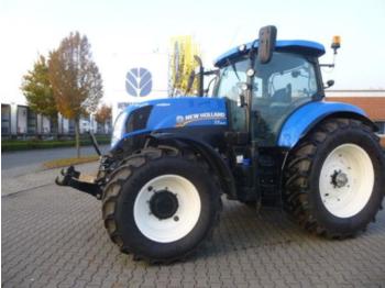 Wheel tractor New Holland T7.200 Auto Command