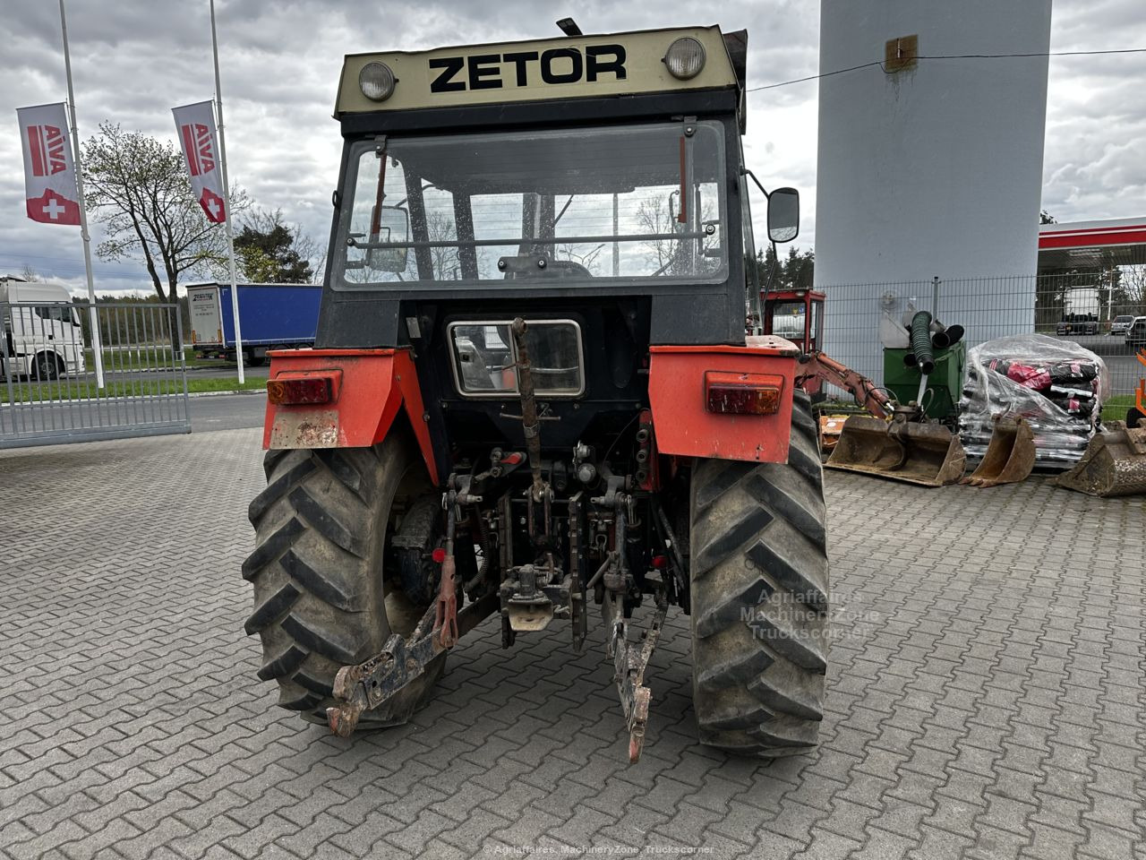 Farm tractor Zetor 6340: picture 5