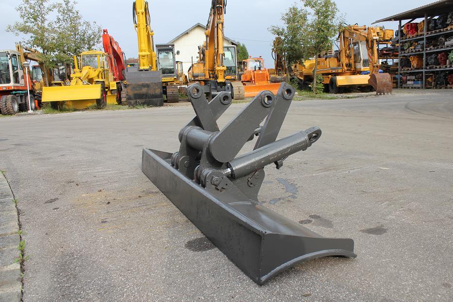 Blade for Wheel excavator O&K MH6: picture 3