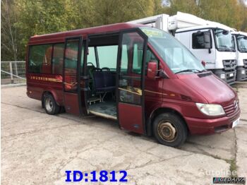 Minibus, Passenger van MERCEDES-BENZ Sprinter 413: picture 1