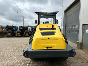 Bomag BW219DH-5 - Roller: picture 4