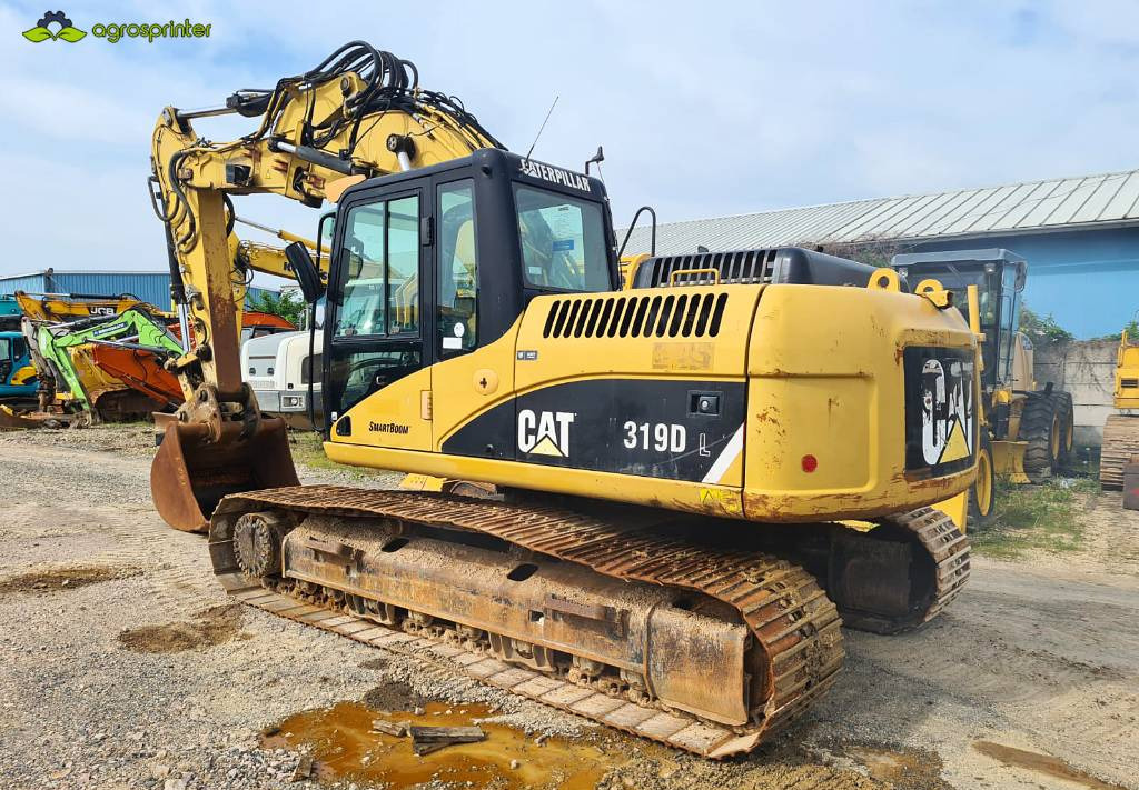 Crawler excavator CAT 319 D L: picture 4