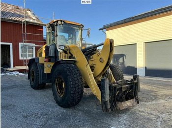 Wheel loader CATERPILLAR 938M