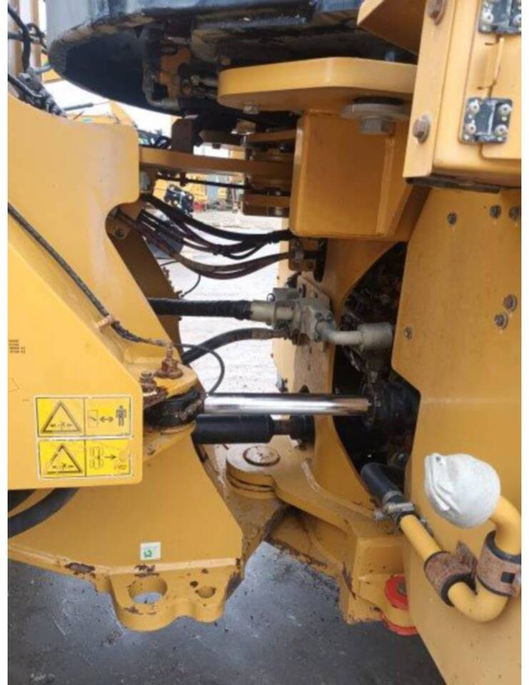 Wheel loader CAT 972M XE: picture 14