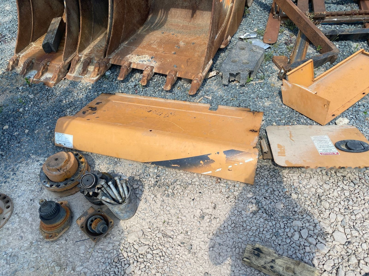 Wheel excavator Case WX 150 Drehkranzpumpe DEFEKT: picture 28