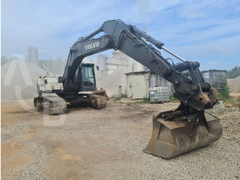 Volvo EC 240 C L - Crawler excavator