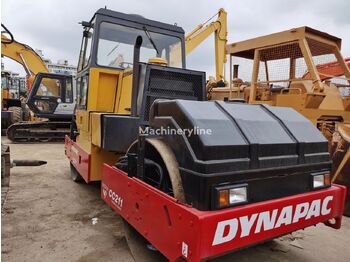 Road roller DYNAPAC CC211: picture 4
