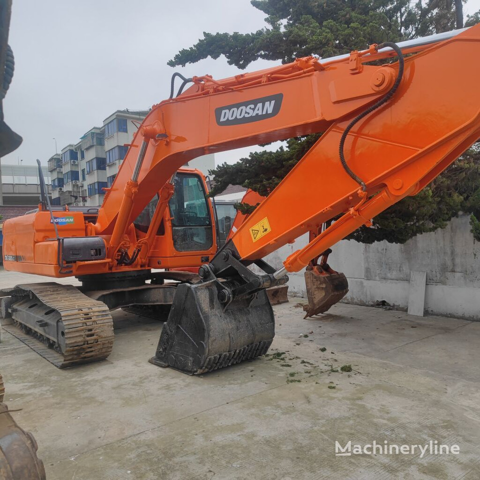 Crawler excavator Doosan DX225LC-7: picture 5