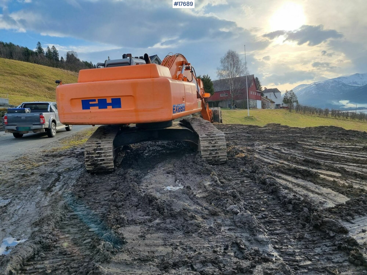 Excavator Fiat-Hitachi EX 285: picture 4