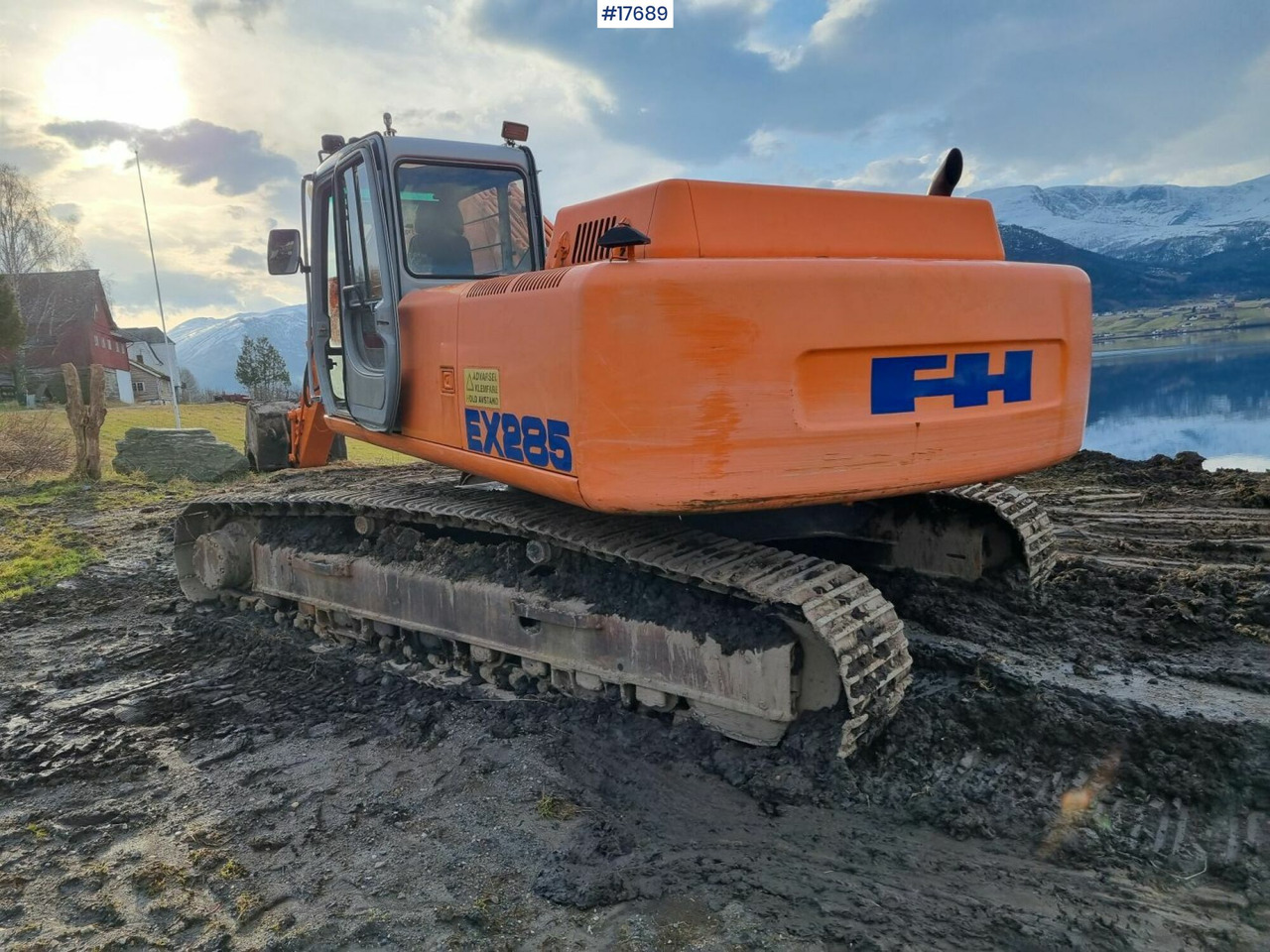 Excavator Fiat-Hitachi EX 285: picture 3