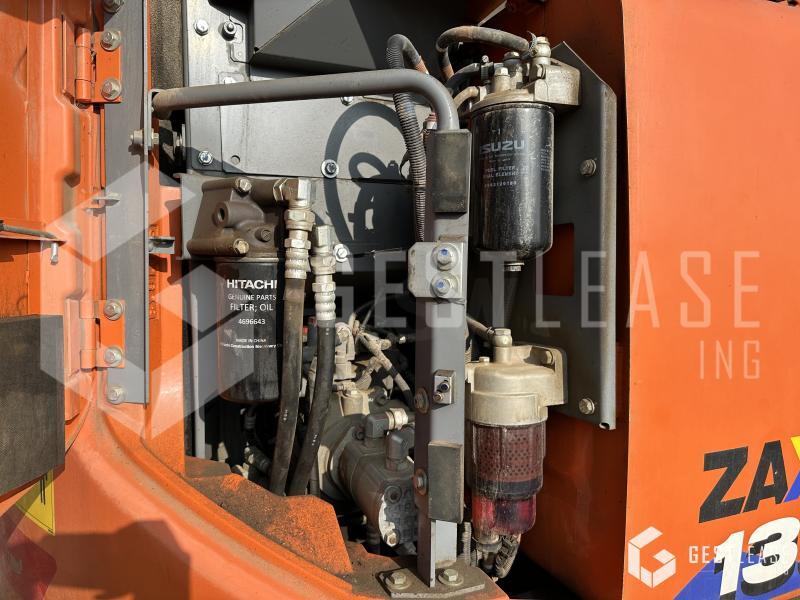 Crawler excavator Hitachi ZX135US: picture 14