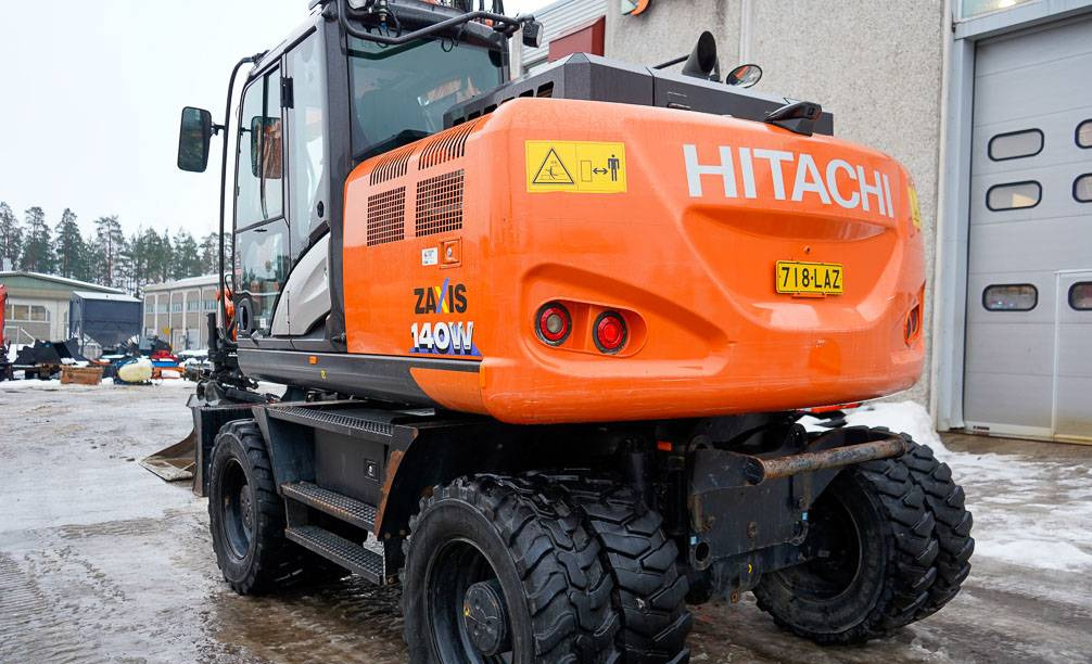 Wheel excavator Hitachi ZX140W-6 PYÖRITTÄJÄLLÄ: picture 8